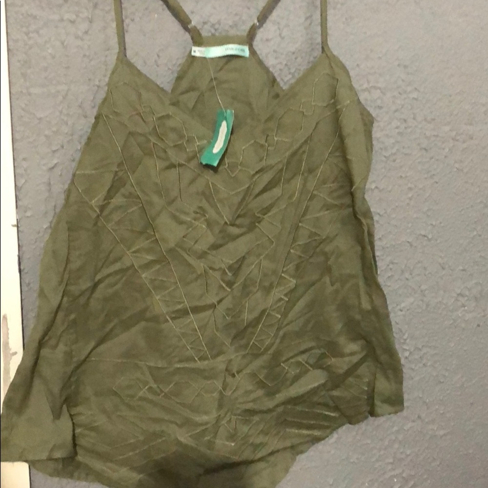 Army green tank
